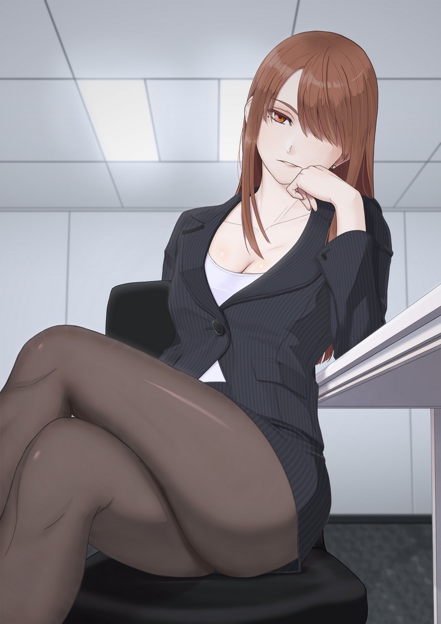 Business Suit Cleavage Pantyhose Skirt Lif